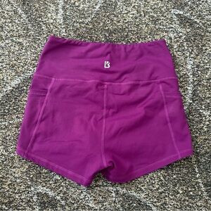 Buff Bunny Compression Shorts Women's Size S Purple Pull On Pockets Gym Logo